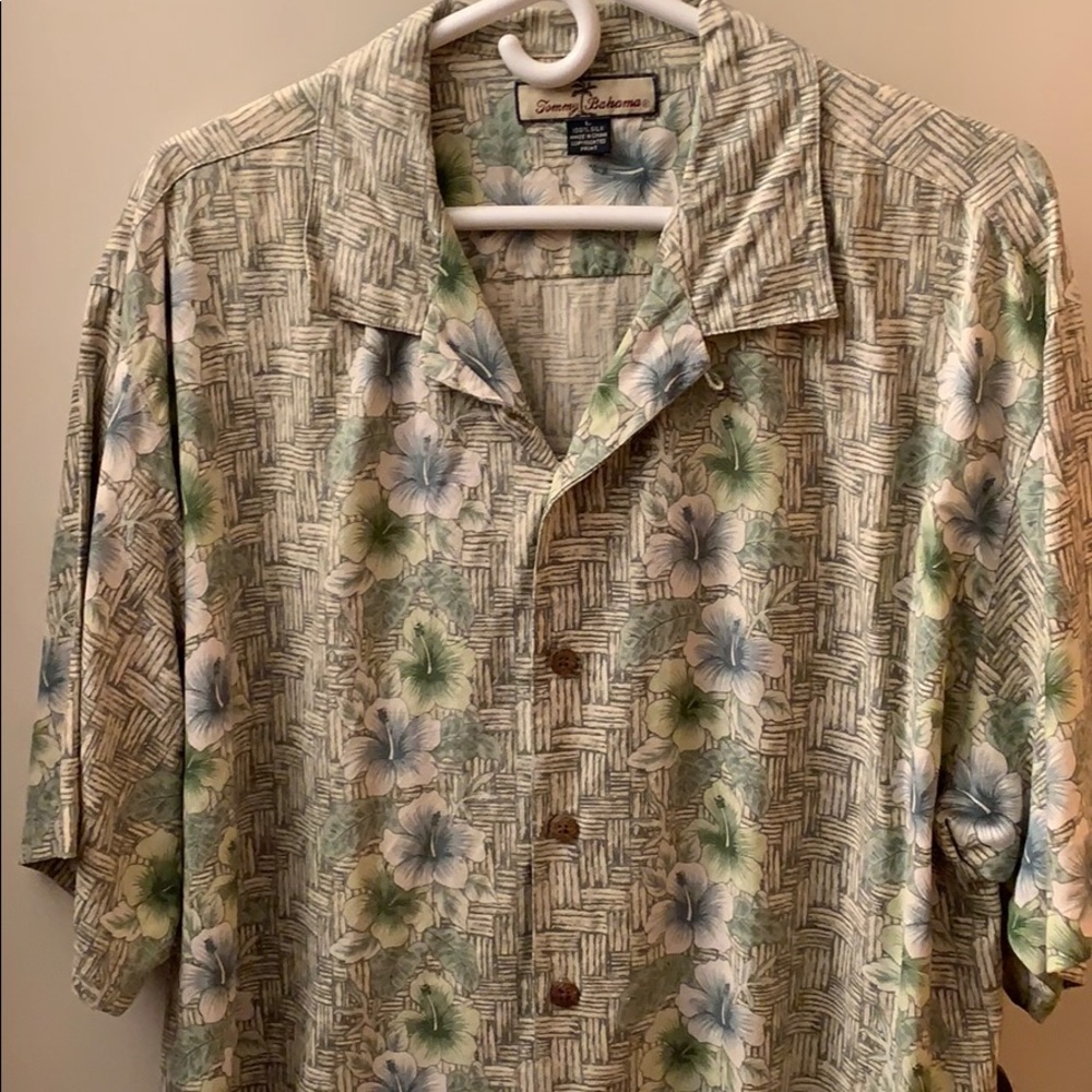 Tommy Bahama short sleeve button down camp shirt.